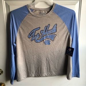 NWT Champion North Carolina Tar Heels raglan tee size M